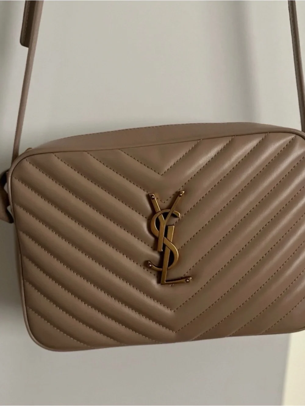 Saint Laurent compact quilted